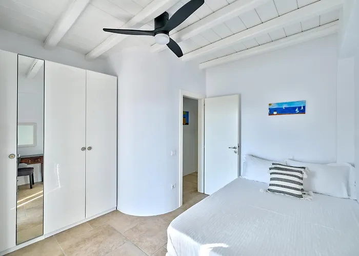 Leo - Unique & Calm וילה פארוס