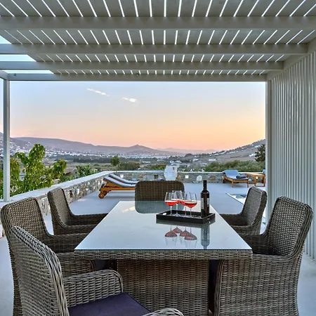 Leo - Unique & Calm Parikia (Paros)