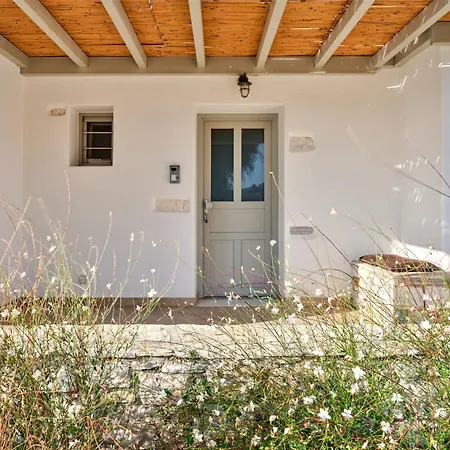 Leo - Unique & Calm Villa Parikia (Paros)