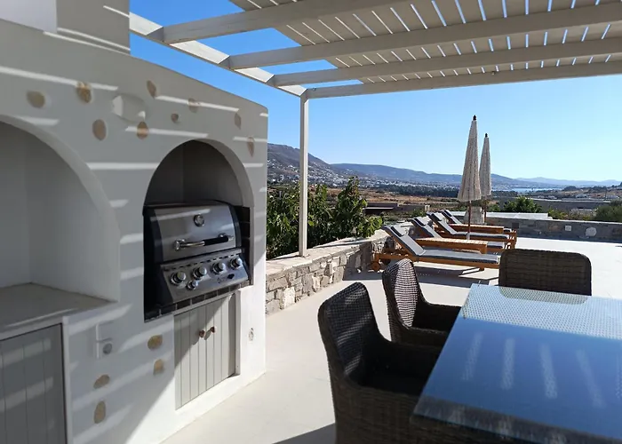 Leo - Unique & Calm *